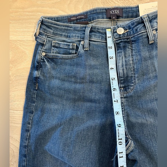 Wide Leg Jeans With Cuff, High Rise, NYDJ Teresa Jeans, Brand NWT - Picture 8 of 9